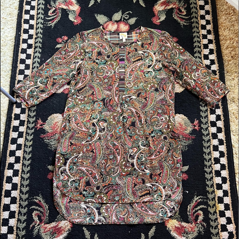 Fig & Flowers multi color tunic
Anthropologie